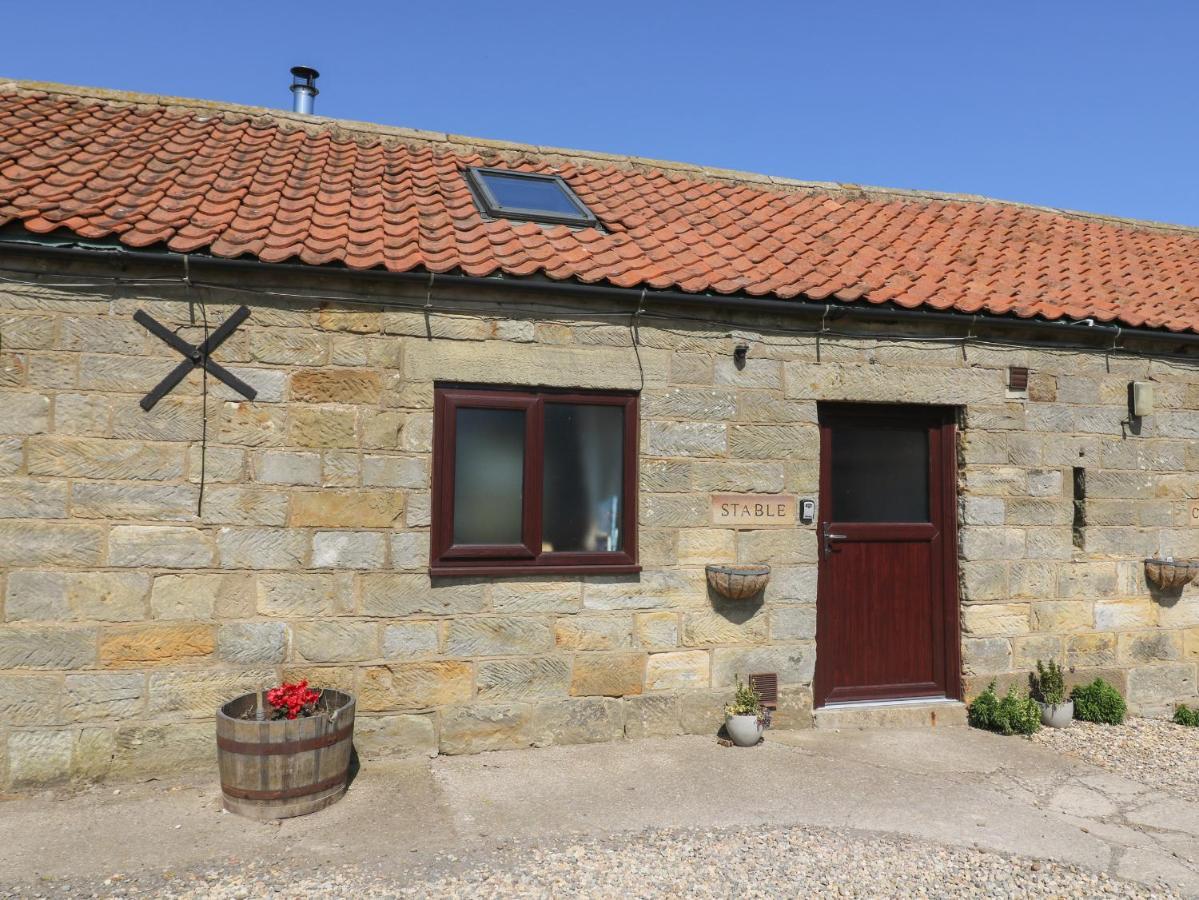 Stable Cottage Staintondale Exterior foto